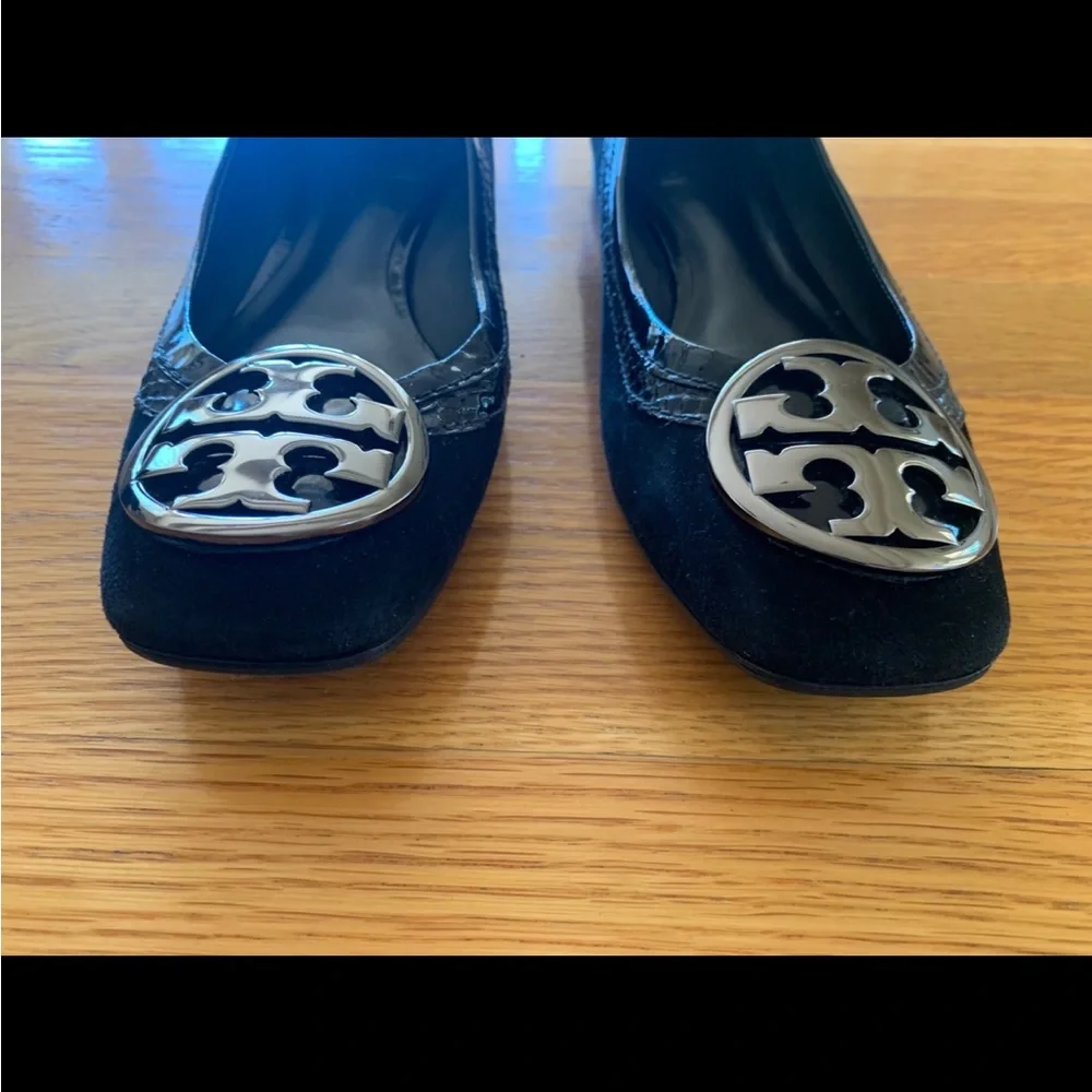 Tory Burch Womens Square Toe Black Swede Patent Logo Ballet Flats Shoes Sz 7.5 M